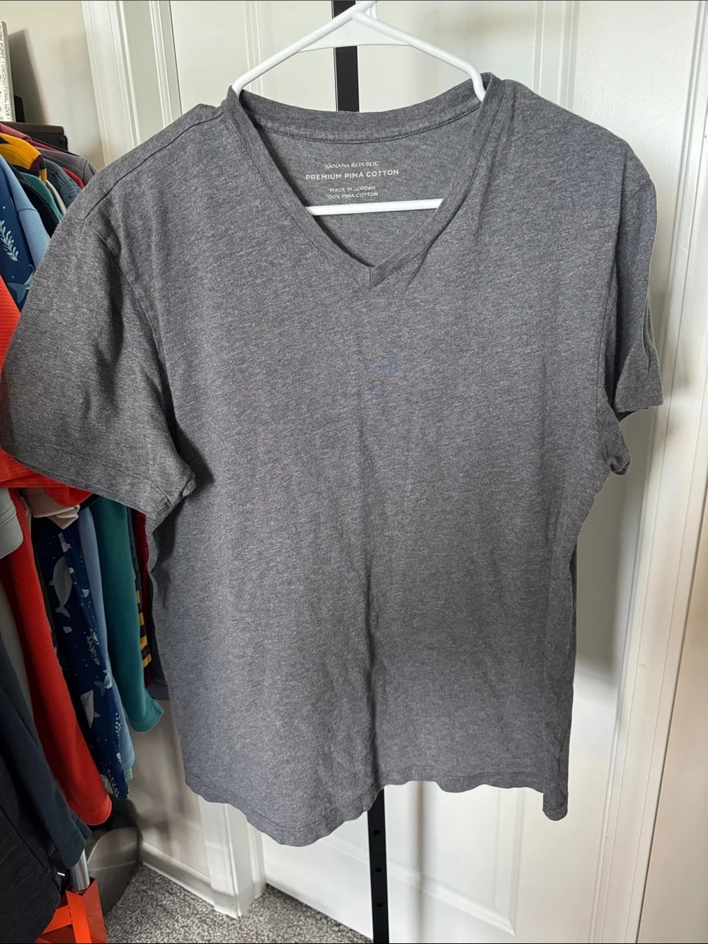 Banana Republic Men's Gray V-Neck Pima Cotton Tee